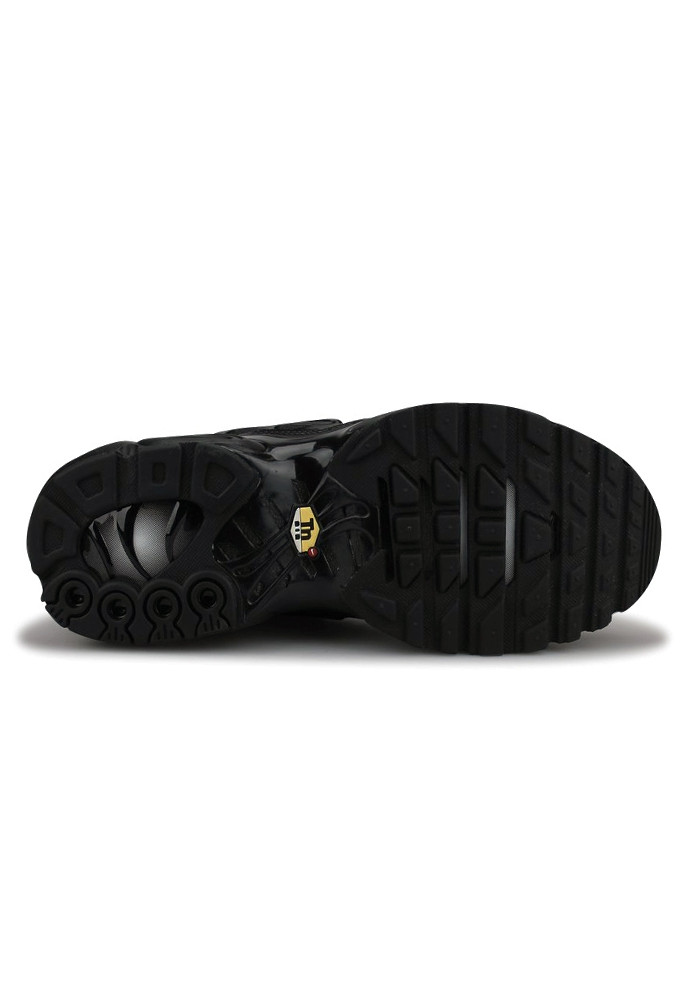 NIKE AIR MAX PLUS NOIR 604133-050