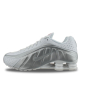NIKE SHOX R4 BLANC HQ1988-101