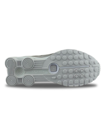 NIKE SHOX R4 BLANC HQ1988-101