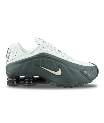 NIKE SHOX R4 BLACK SPURCE OLIVE HQ1988-300