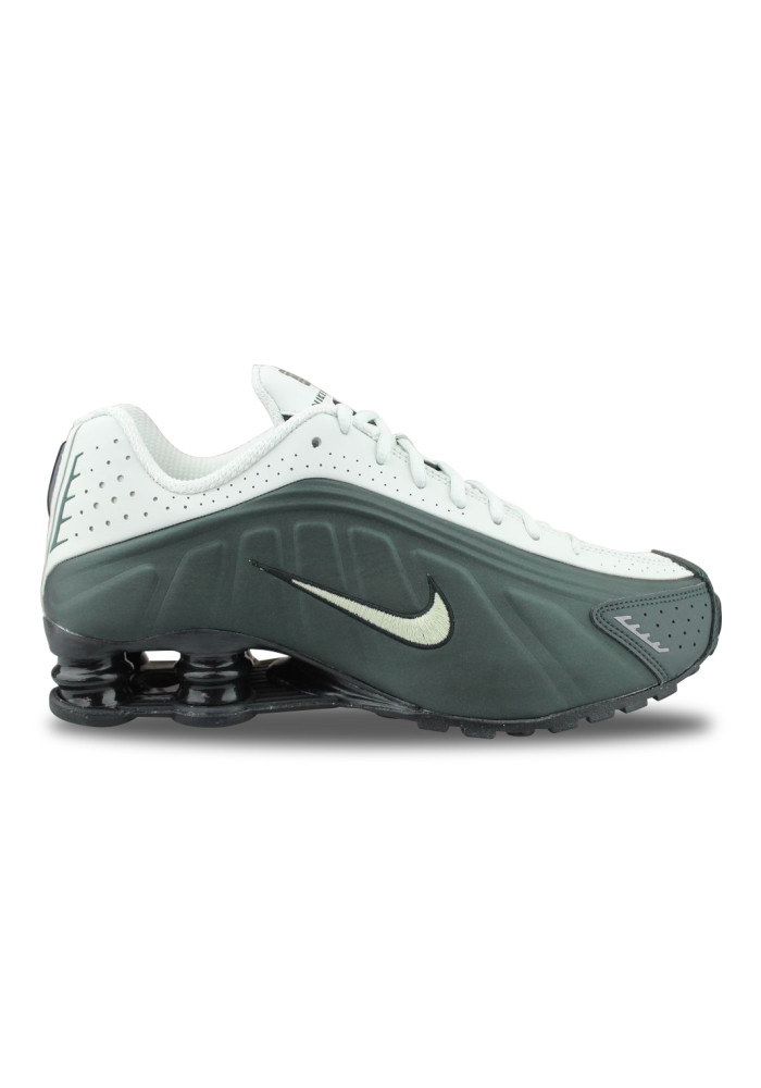 NIKE SHOX R4 BLACK SPURCE OLIVE HQ1988-300