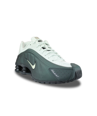NIKE SHOX R4 BLACK SPURCE OLIVE HQ1988-300