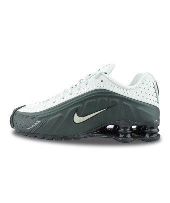 NIKE SHOX R4 BLACK SPURCE OLIVE HQ1988-300